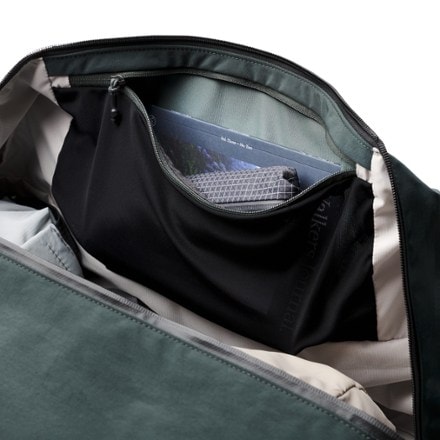 Bellroy Venture Ready Duffel 40L 7