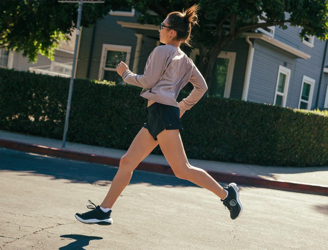 Location Image for Aura Road-Running Shoes - Women's