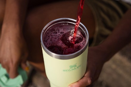 Location Image for IceFlow Straw Tumbler - 30 fl. oz.