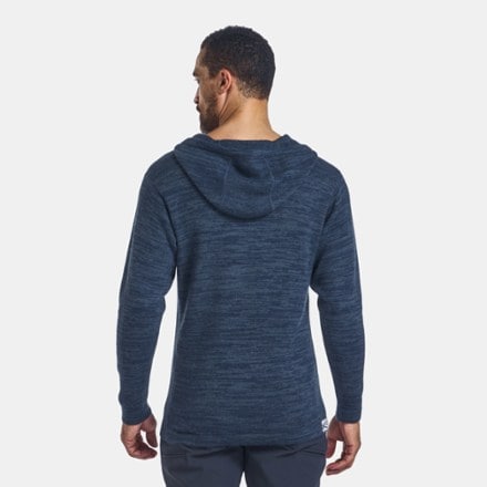 PAKA The Hoodie - Men's 2