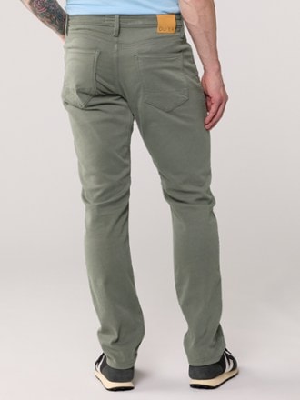 DUER No Sweat Relaxed Fit Tapered Pants - Men's 2