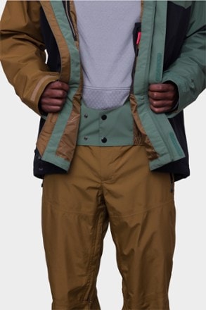 686 GORE-TEX Core Jacket - Men's 3