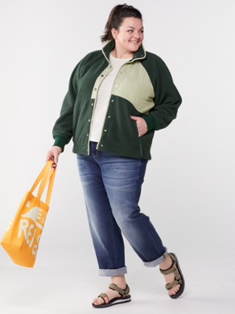 alder Go Far Fleece Jacket - Women's 4
