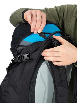 Osprey Kamber 30 Snow Pack - Men's 4