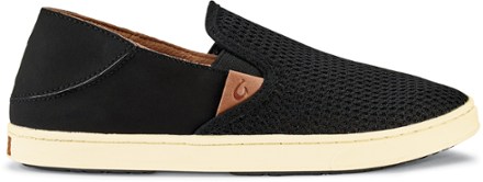 olukai pehuea leather black