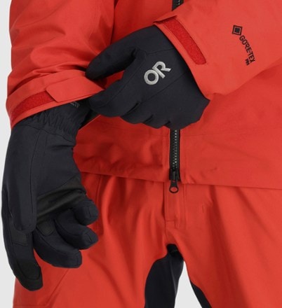 Outdoor Research Sureshot Heated Soft-Shell Gloves - Men's 4