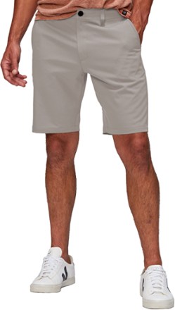 Threads 4 Thought Timothee 9" Hybrid Chino Shorts - Men's 0