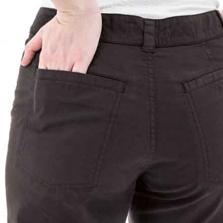 Aventura Halifax Stretch Chino Crop Pants - Women's 3