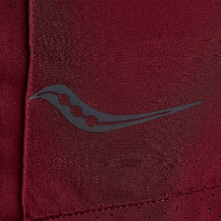 Saucony Outpace 3" Shorts - Women's 5