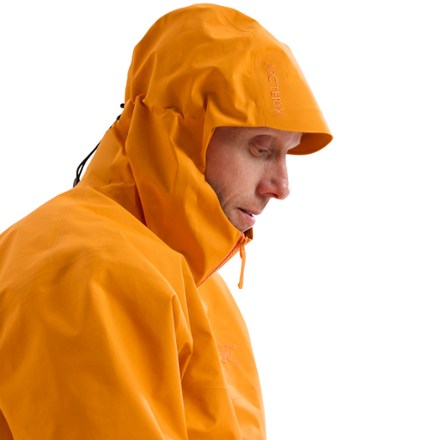 Arc'teryx Beta Jacket - Men's 6