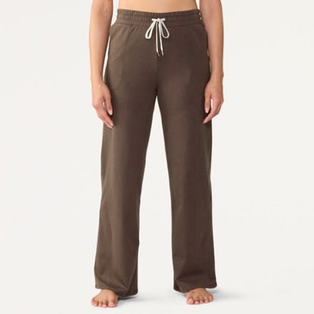 Vuori Halo Essential Wideleg Pants - Women's 1