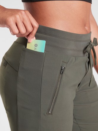 Athleta Trekkie North Jogger Pants - Women's 7