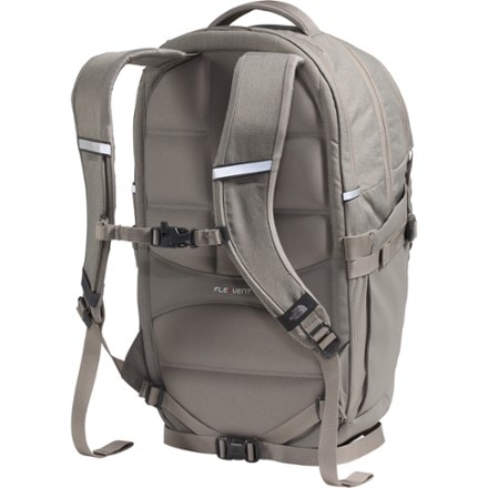 The North Face Recon Pack - Women's 1