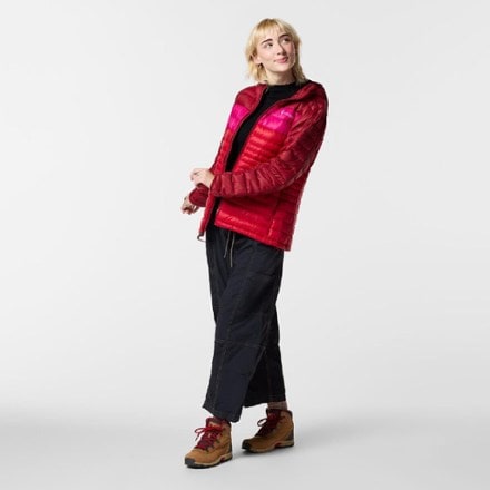 Cotopaxi Fuego Hooded Down Jacket - Women's 3