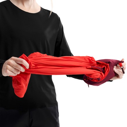 Arc'teryx Norvan Insulated Hoody - Women's 10