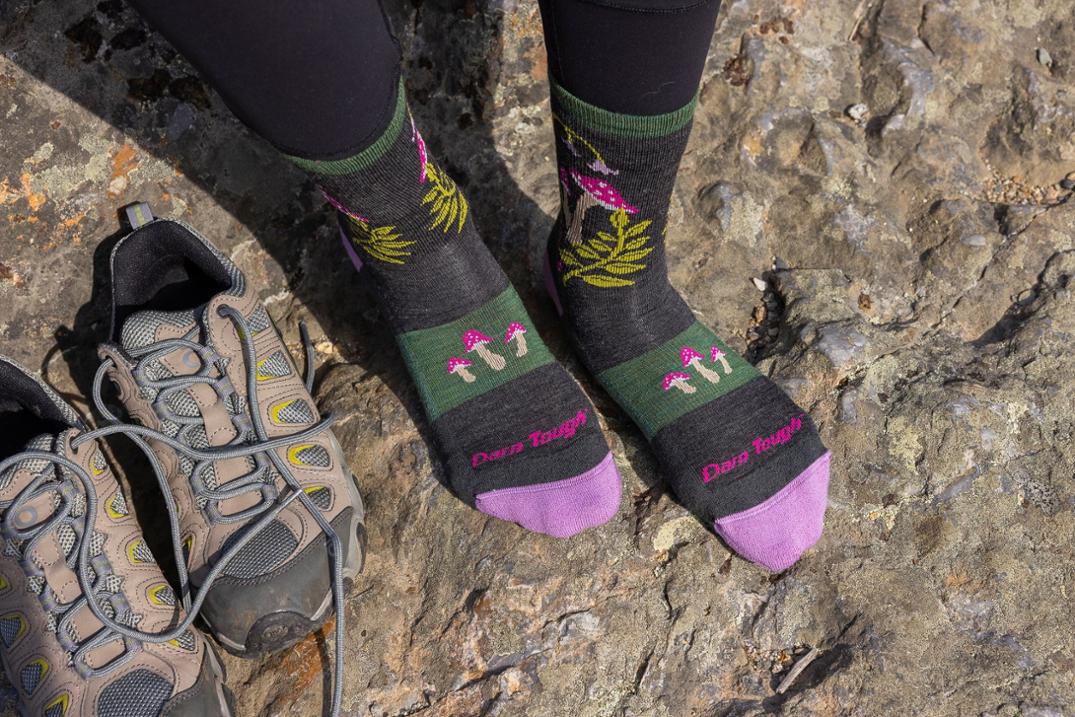 Location Image for Mellow Mushrooms Micro Crew Lightweight Hiking Socks - Women's