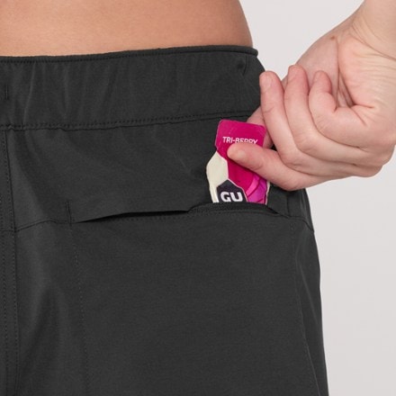 Stio Vallis 4" Shorts - Women's 4