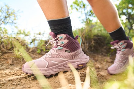 HOKA Anacapa Mid GTX Hiking Boots - Women's 8