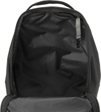 REI Co-op Stuff Travel Pack - 18 L 3