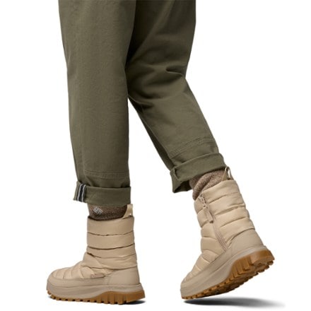 Columbia Snowtrot Mid Snow Boots - Women's 9