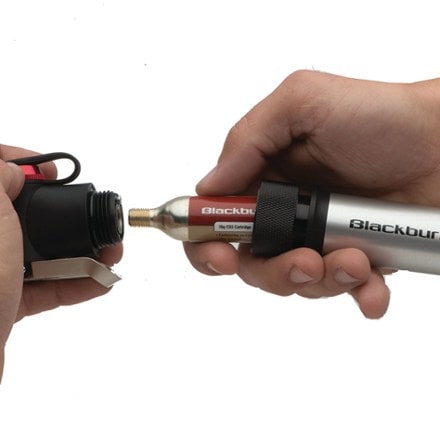 Blackburn Mammoth CO2'fer Mini-Pump C02 cartridge included