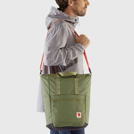 Fjallraven High Coast Pocket Sling Bag 10