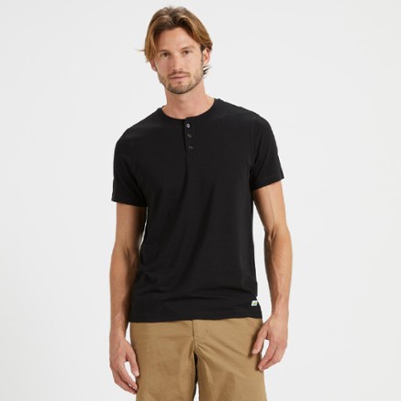 Vuori Ever Henley Shirt - Men's 0