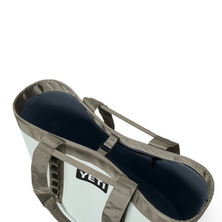 YETI Camino 50 Carryall 7