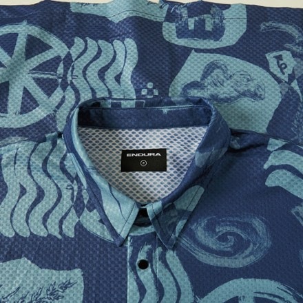 Endura Alltrack Ride Resort Cycling Shirt 5