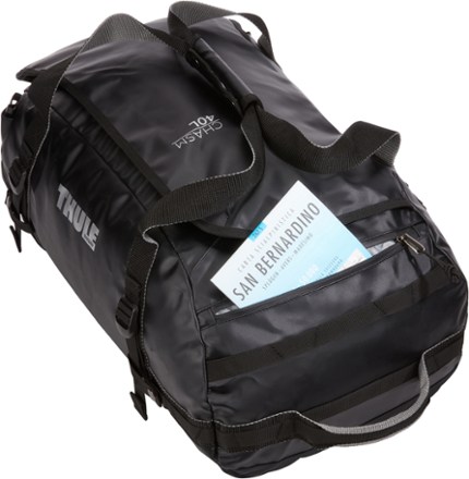 Thule Chasm 40 L Duffel Bag 7