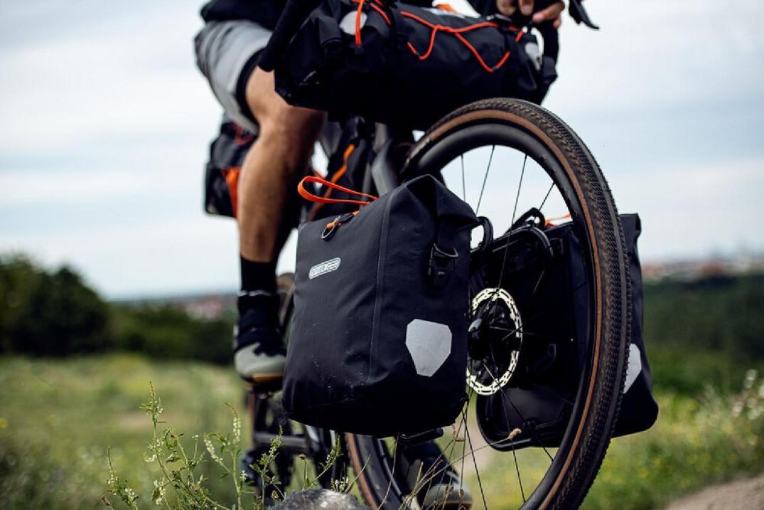 Location Image for Gravel Pack QL2.2 Panniers - Pair