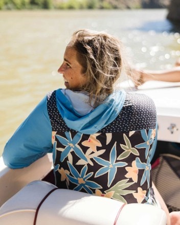 Nani Swimwear Quarter-Zip Sunshade - Women's 6