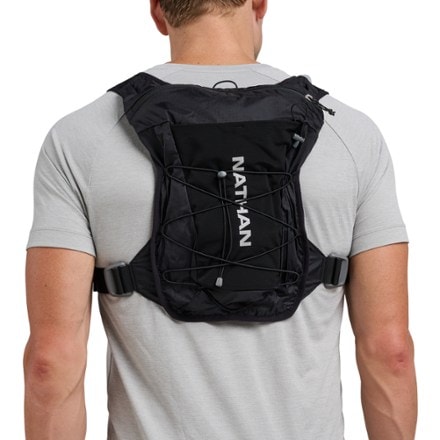 Nathan Quick Start 15 L Hydration Vest 2