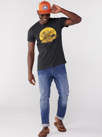 Slow Loris Kayakers T-Shirt 3
