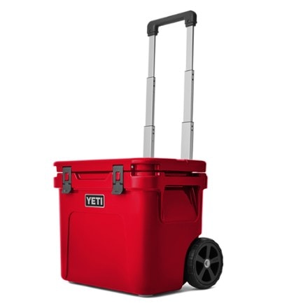 YETI Roadie 32 Wheeled Cooler 5