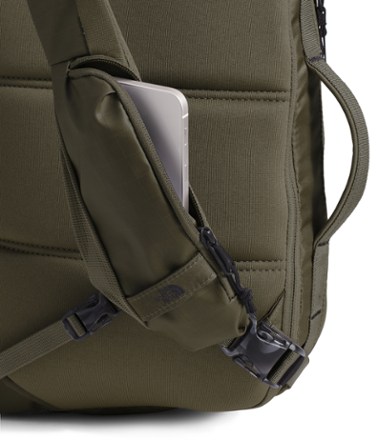 The North Face Base Camp Voyager Sling 4