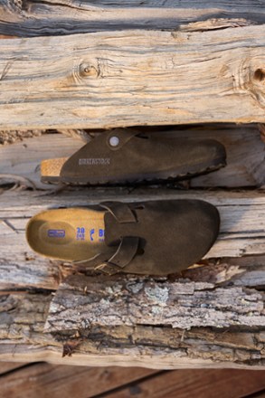 Location Image for Boston Soft Footbed Clogs - Women's