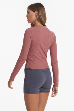 Vuori Mudra Fitted Long-Sleeve T-Shirt - Women's 1