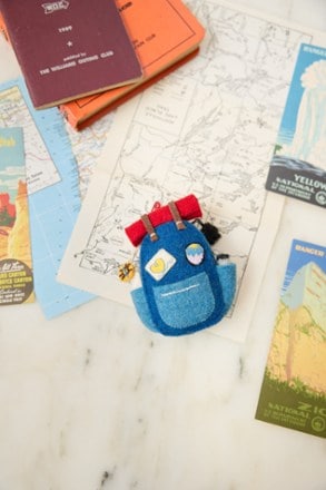 Location Image of color Blue