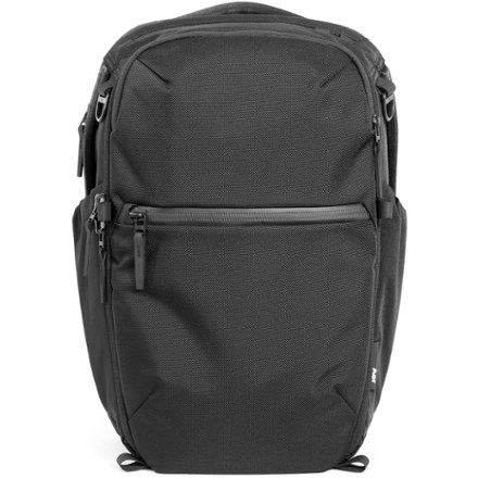 compare osprey backpack to aer travel pack Pro 24L  Aer Travel Pack 3 Small