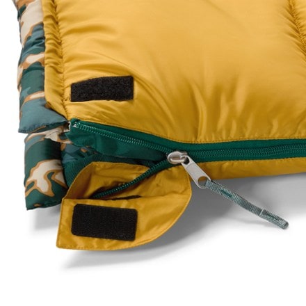 REI Co-op Kindercamp 40 Sleeping Bag - Kids' Zipper detail