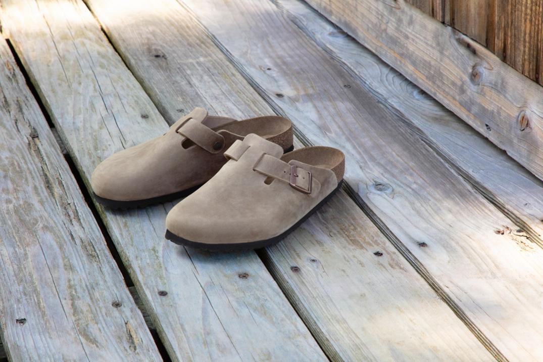 Location Image for Boston Soft Footbed Clogs - Men's