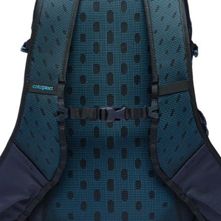 Cotopaxi Elqui 18 L Pack 4