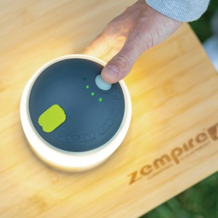 Zempire Megadome 1000 Lantern 8