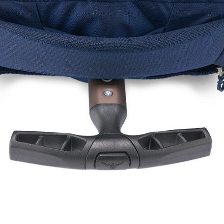 Osprey Farpoint Fairview 36 Wheeled Travel Pack Handle