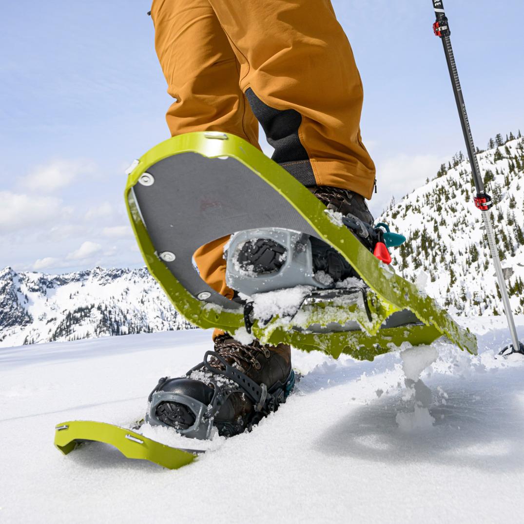 Location Image for Lightning Explore Snowshoes - Men's