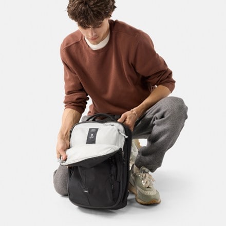 Matador 18 L Personal Item Travel Pack 7