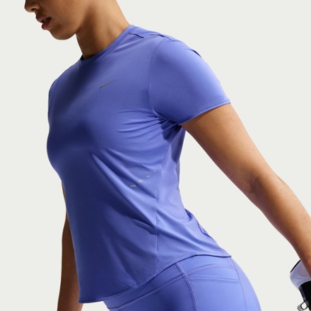 Nike Swift Dri-FIT Top - Women's 3