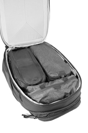 Peak Design Travel Pack - 30 L 10
