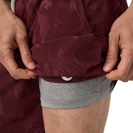 Vuori Kore Lined Shorts - Men's 7" Inseam 5
